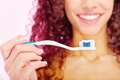 虫歯予防に効果的な歯ブラシの選び方と使い分け